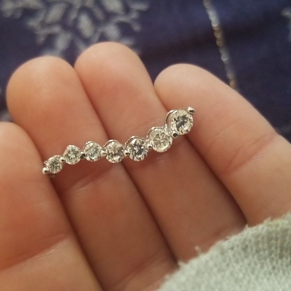 HIGH QUALITY cubic zirconia diamond cluster necklace